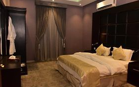 N Maz Aparthotel
